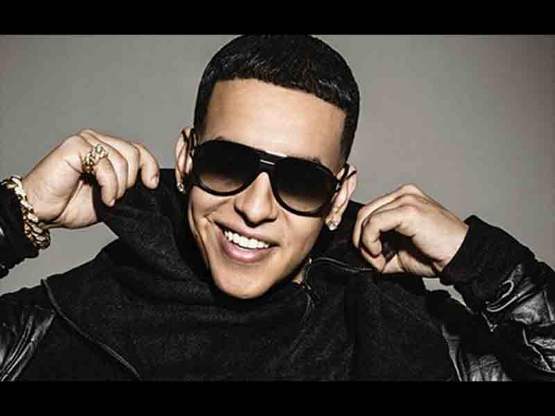 La Industria de Chiclayo: Daddy Yankee marca historia 'Con Calma'